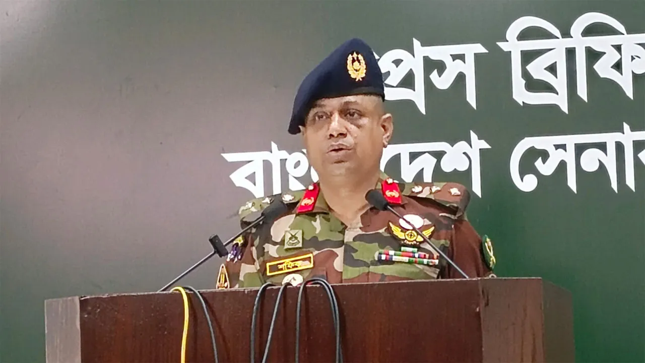 কোনো দলের প্রতি সেনাবাহিনীর আলাদা নজর নেই