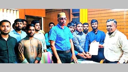 নওয়াব ফয়জুন্নেছা সরকারি কলেজে ৭ দফা দাবিতে শিবিরের স্মারকলিপি