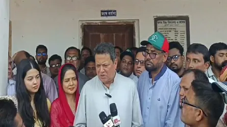 আওয়ামী লীগ প্রায় ৬ লাখ কোটি টাকা ব্যাংক থেকে নিয়ে গেছে