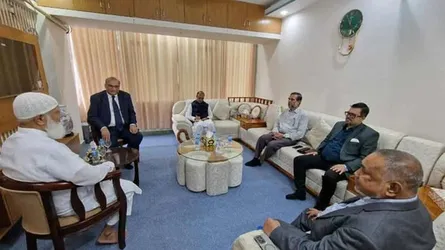 জামায়াত আমিরের সাথে পাকিস্তানের হাইকমিশনারের সৌজন্য সাক্ষাৎ