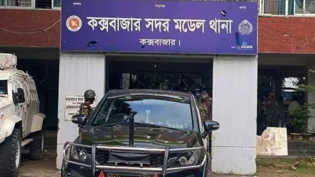 কক্সবাজারে গৃহবধূর ঝুলন্ত লাশ উদ্ধার, পরিবারের দাবি হত্যা