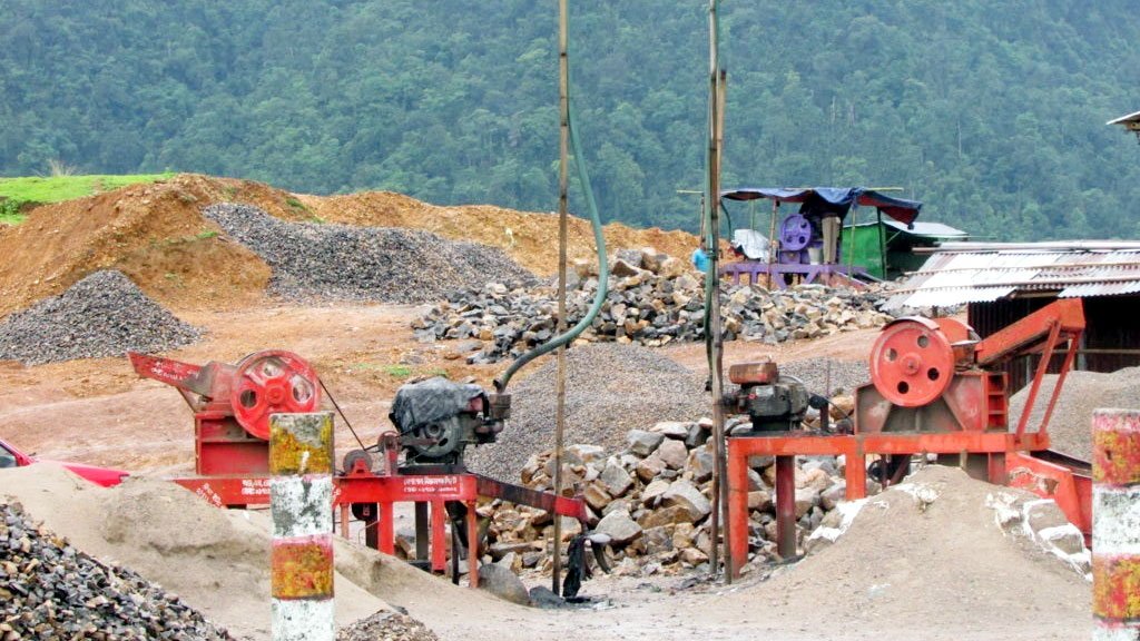 Crusher-machine