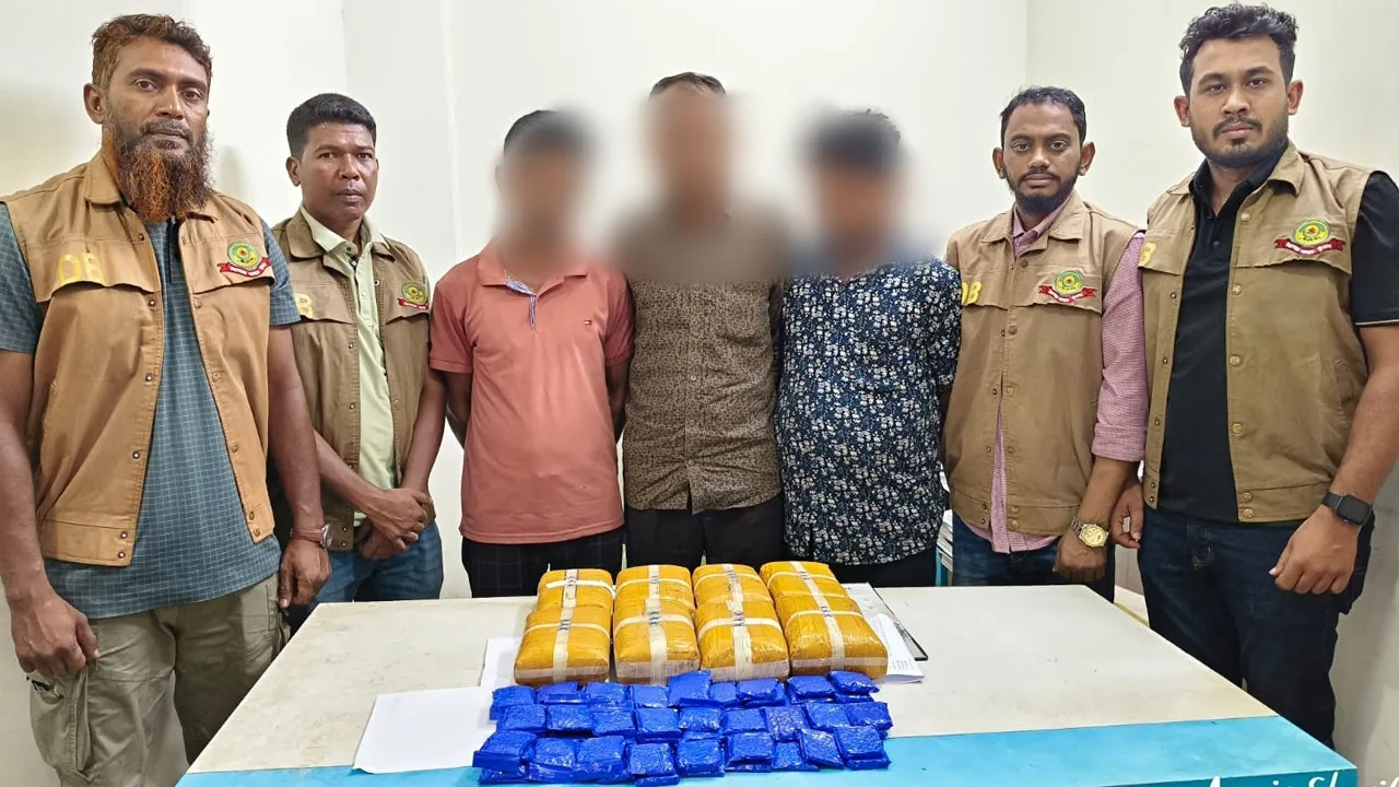 চট্টগ্রামে ৮ কেজি হেরোইন ও ১৪ হাজার পিস ইয়াবা উদ্ধার, গ্রেফতার ৩