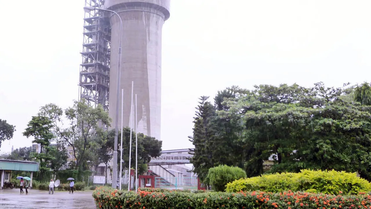 গ্যাসের সঙ্কট, চট্টগ্রাম ইউরিয়া সার কারখানায় উৎপাদন বন্ধ