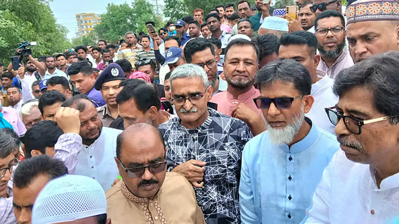 নিহত ১২ জনের পরিবার পাবে এক লাখ করে টাকা  : রেল প্রতিমন্ত্রী