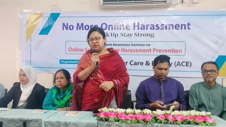 কুমিল্লায় অনলাইন সেফটি বিষয়ক সেমিনার
