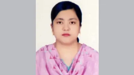 কুমিল্লার প্রথম নারী ডিসি রোজী আক্তার