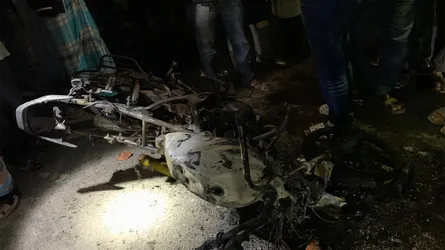 চৌদ্দগ্রামে তুচ্ছ ঘটনাকে কেন্দ্র করে মহাসড়ক অবরোধ, ভাংচুর-লুটপাট