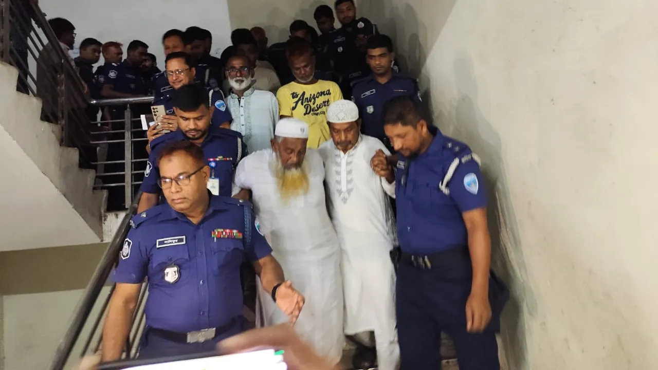 কুমিল্লায় ট্রিপল মার্ডার, আট আসামির তিন দিনের রিমান্ড মঞ্জুর