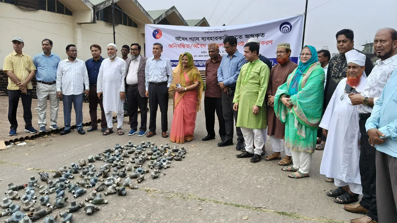 কুমিল্লায় বাখরাবাদ গ্যাসের অবৈধ সংযোগের ৫৮১ রেগুলেটর ধ্বংস