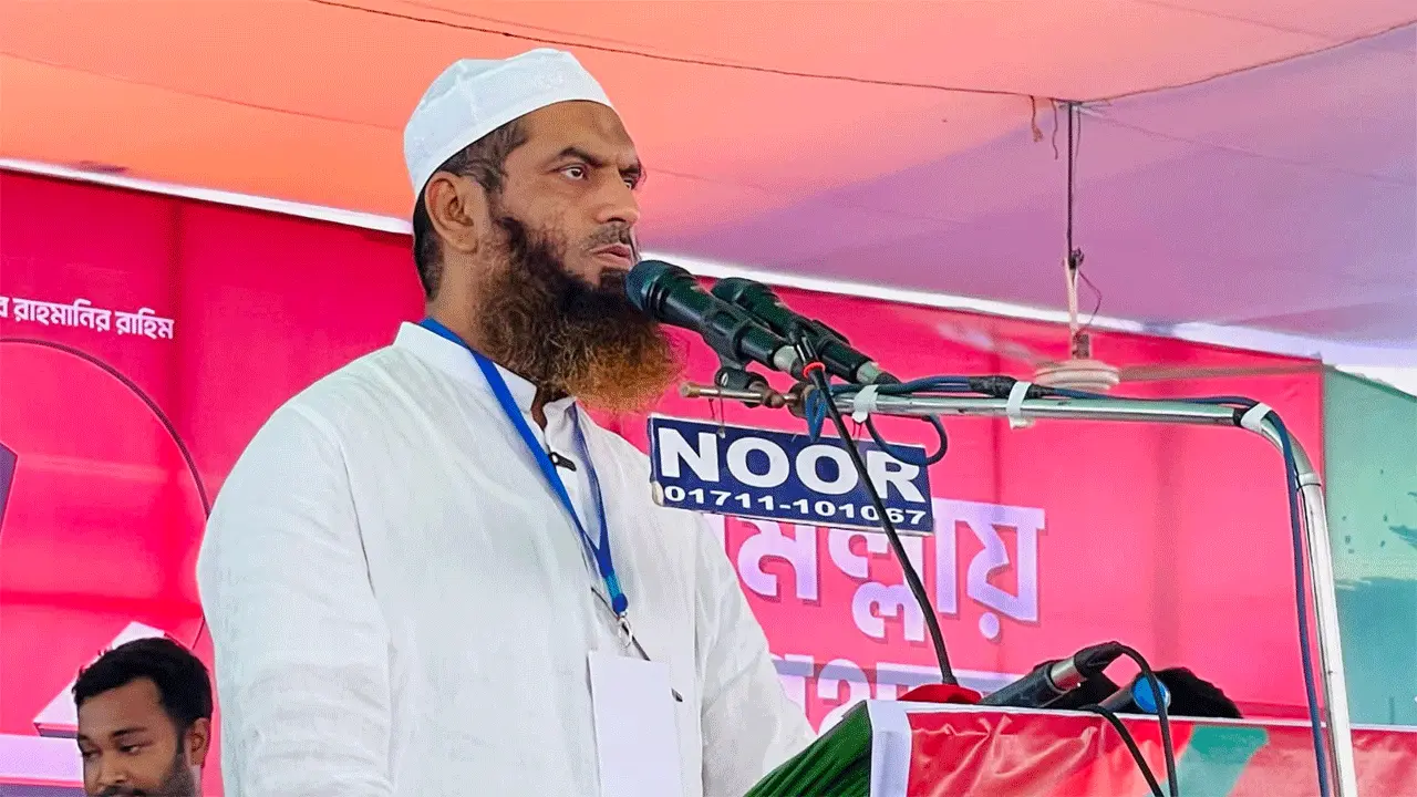 কার্ড দিয়ে জনগণের রায়কে বিভ্রান্ত করা যাবে না : আল্লামা মামুনুল হক