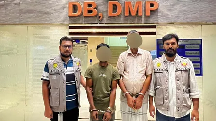কারারক্ষী ও আইনজীবী পরিচয়ে প্রতারণা : সংঘবদ্ধ চক্রের ২ সদস্য গ্রেফতার