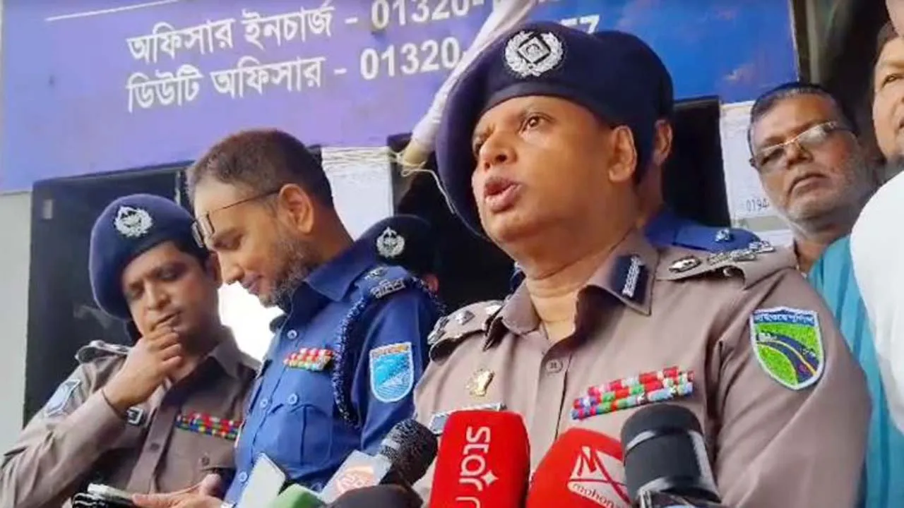 ঈদযাত্রায় অতিরিক্ত ভাড়া আদায় কোনোভাবেই টলারেট করা হবে না : হাইওয়ে ডিআইজি