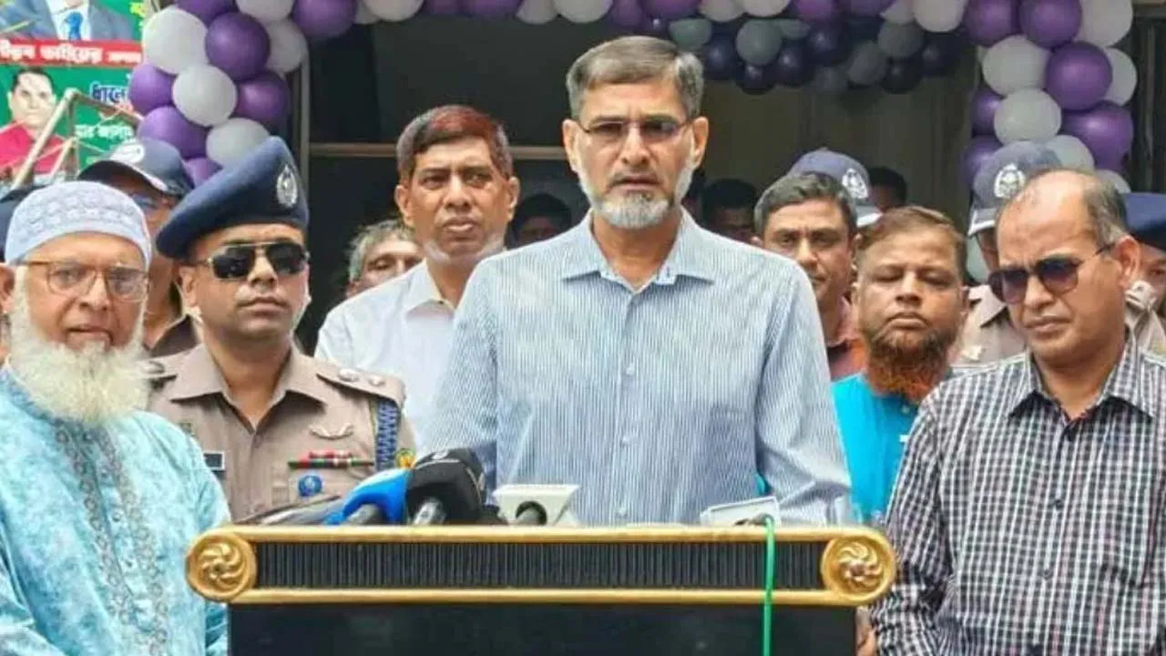 সন্ত্রাসীরা মাথাচাড়া দিয়ে ওঠার আগেই দমন করা হবে