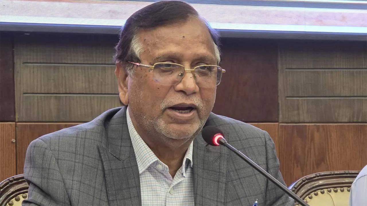 ফ্যাসিবাদের আমলে শিল্প-সংস্কৃতি ও গণতন্ত্র ধবংস হয়েছে