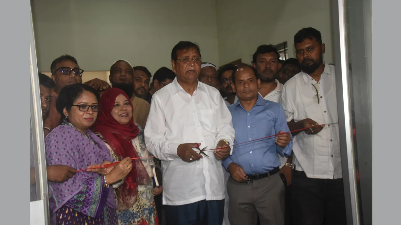হাজারীবাগ আধুনিক পশু জবাইখানা উদ্বোধন করলেন ডিএসসিসি প্রশাসক