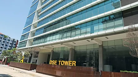 ঢাকা স্টক এক্সচেঞ্জে লেনদেন ২৬৭ কোটি টাকা, সূচক কমেছে