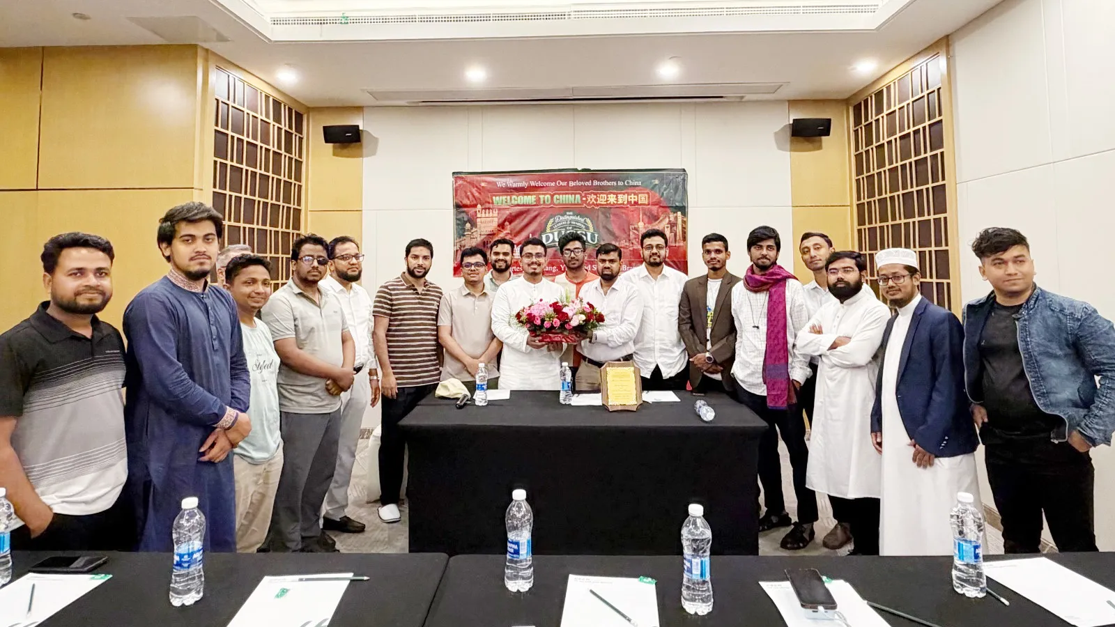 চীনে ডাকসু প্রতিনিধি দলকে প্রবাসী বাংলাদেশীদের সংবর্ধনা