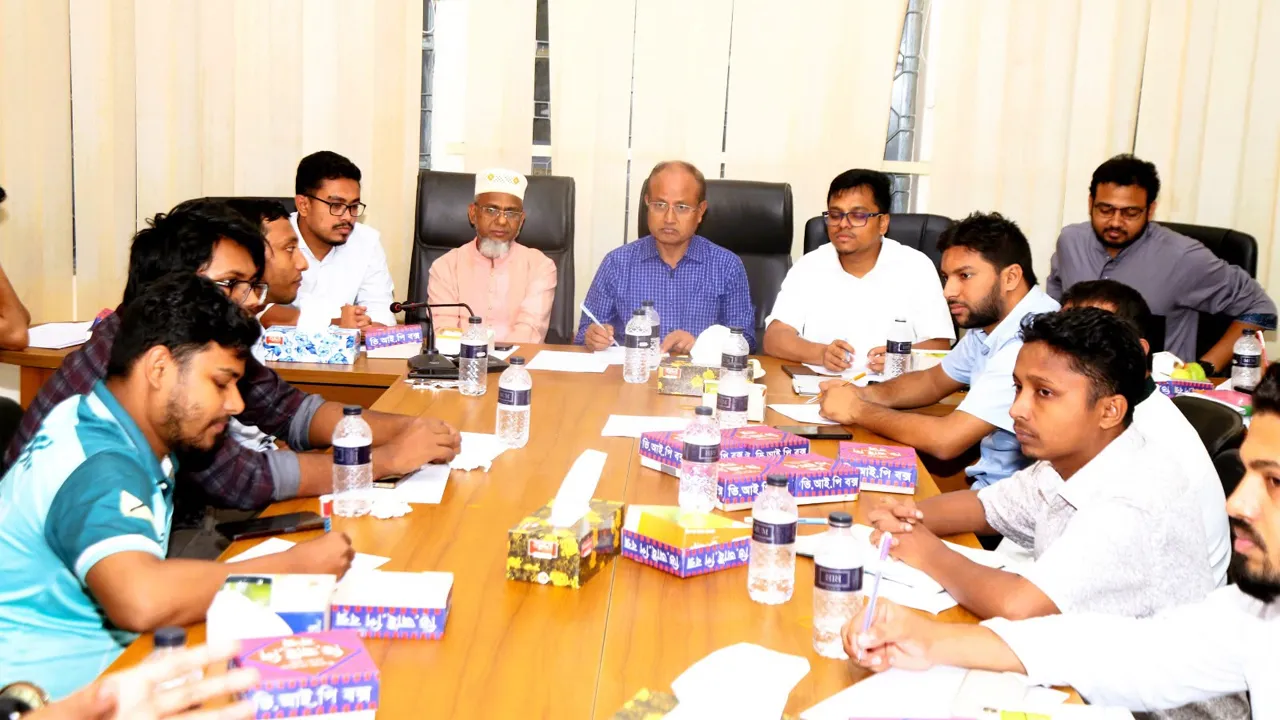 শিক্ষার্থীবান্ধব ক্যাম্পাস গড়তে ডাকসুর পঞ্চম সভায় ২৯ সিদ্ধান্ত