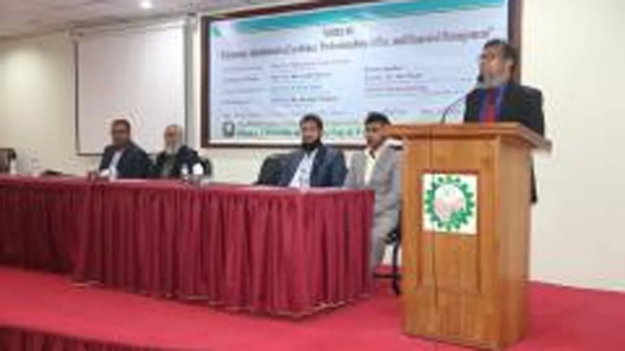 যুগোপযোগী জ্ঞান, অফিস ও আর্থিক ব্যবস্থাপনার মাধ্যমে ডুয়েটকে প্রশাসনিক ক্ষেত্রেও সেন্টার অব এক্সিলেন্সে পরিণত করতে হবে