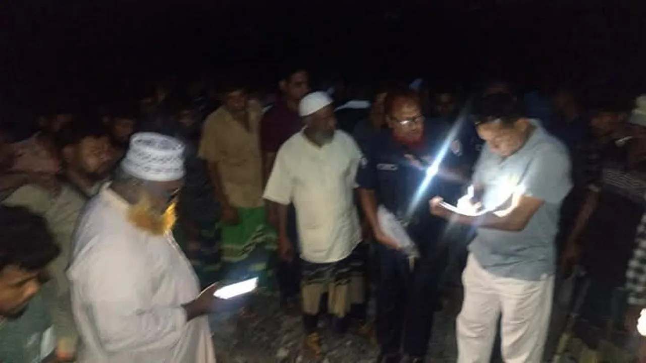 দামুড়হুদায় চলন্ত ট্রেন থেকে পড়ে একজনের মৃত্যু