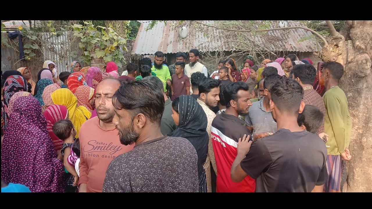 দামুড়হুদায় মোটরসাইকেল দুর্ঘটনায় ২ বন্ধুর মৃত্যু