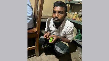 চট্টগ্রাম থেকে অপহৃত ব্যক্তি ৩৮ দিন পর হাতকড়া অবস্থায় দামুড়হুদায় উদ্ধার