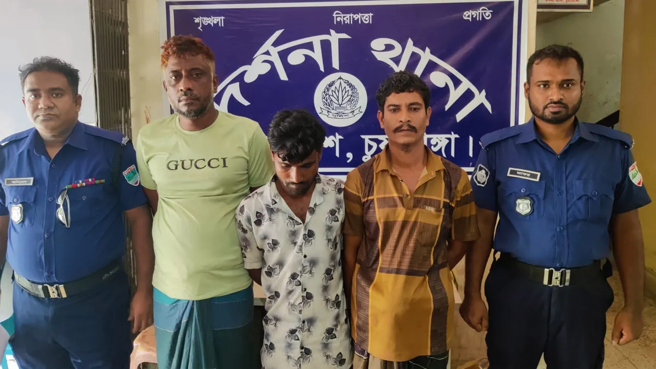 দর্শনায় ৩ মাদক কারবারি আটক, সামারি ট্রায়ালে বিভিন্ন মেয়াদে সাজা