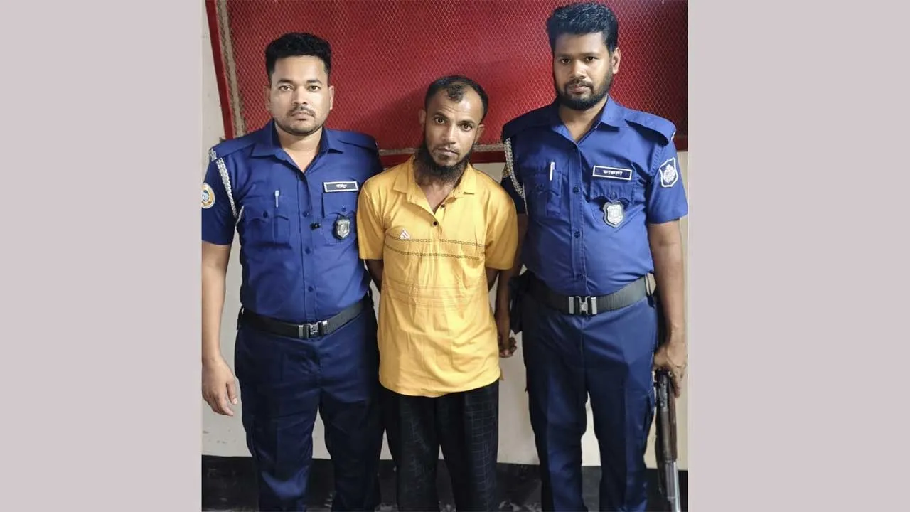 দশমিনায় মাদক কারবারি গ্রেফতার