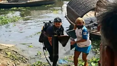 শীতলক্ষ্যায় ট্রলার থেকে পড়ে নিখোঁজ যুবকের লাশ উদ্ধার