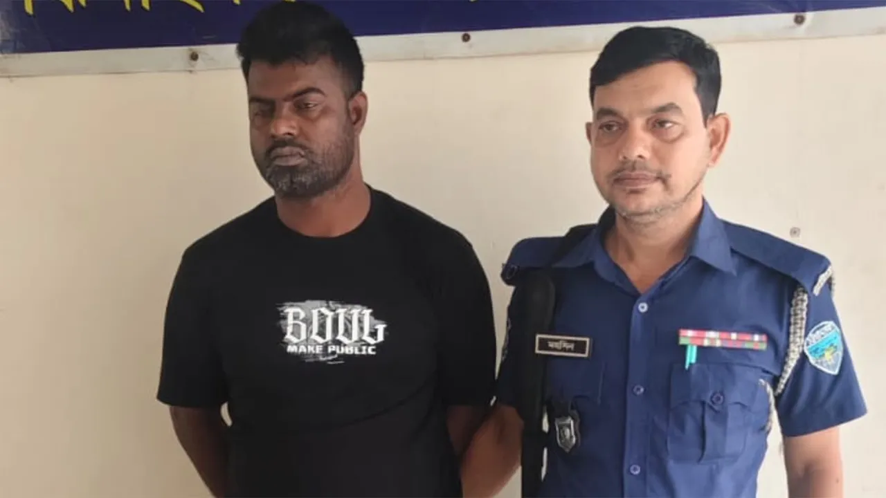 পূবালী ব্যাংকে গ্রাহকের টাকা চুরি, অভিযুক্ত গ্রেফতার
