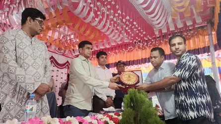 দেবীগঞ্জে প্রতিবন্ধী শিক্ষার্থীদের হুইলচেয়ার ও শিক্ষা উপকরণ বিতরণ