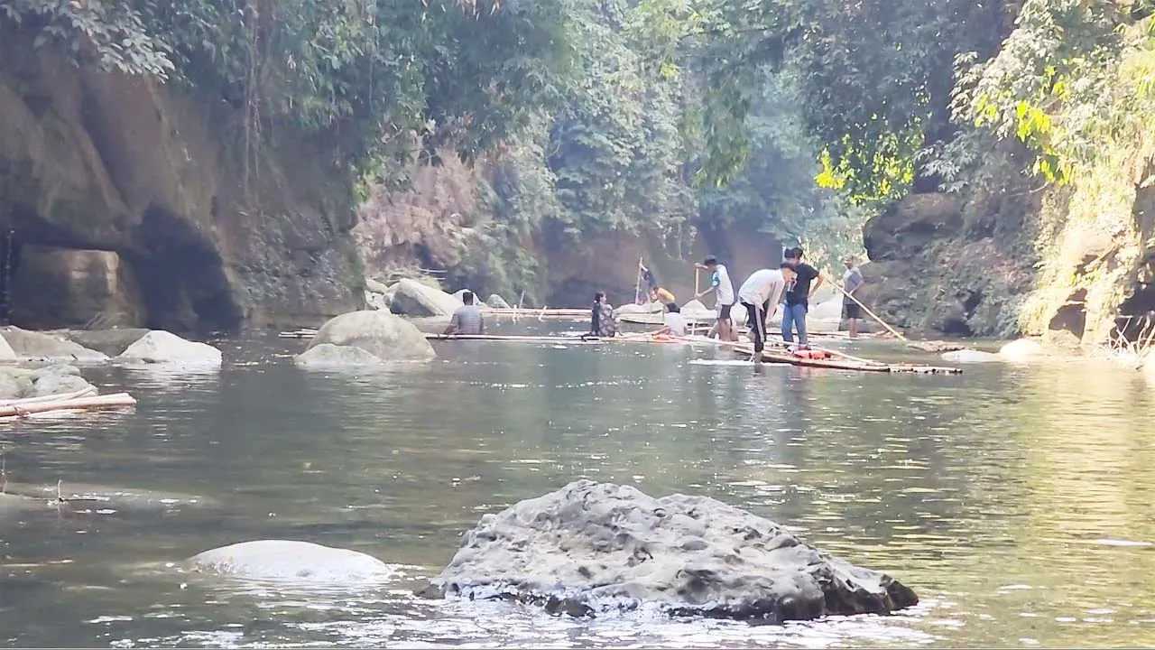 বান্দরবানের দেবতাখুম ভ্রমণে নিষেধাজ্ঞা