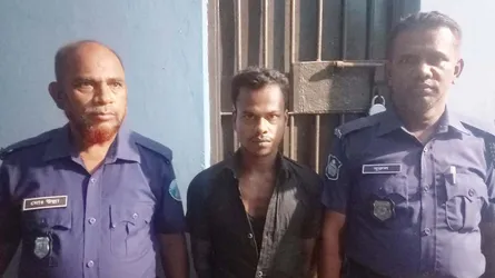 হাতিয়ায় হরিণের গোশতসহ আটক ১
