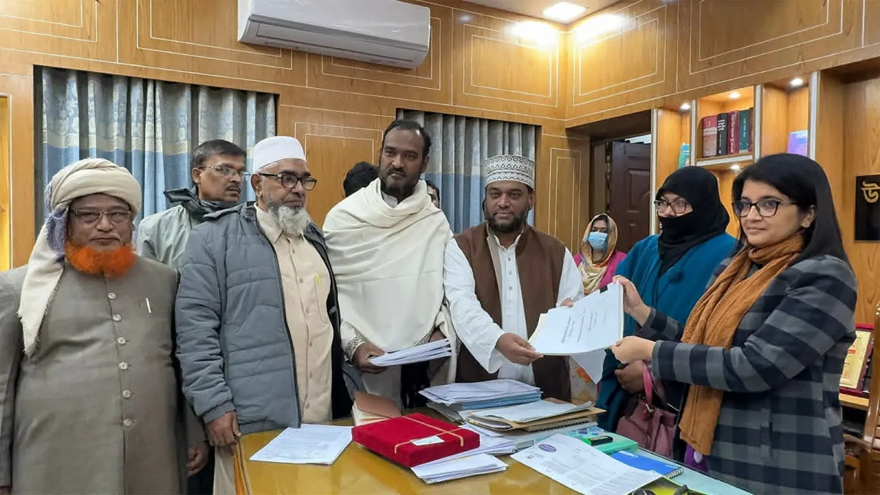 ঢাকা-১ আসনে জামায়াত প্রার্থীর মনোনয়নপত্র জমা