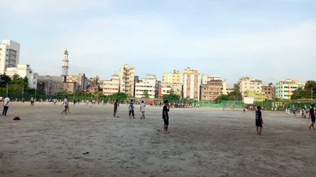 পুরান ঢাকাবাসীর গর্বের জায়গা ঐতিহ্যবাহী ধুপখোলা মাঠ