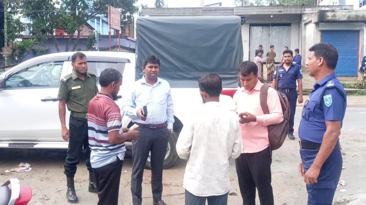 নবাবগঞ্জে ভ্রাম্যমাণ আদালতের অভিযানে জরিমানা ও কারাদণ্ড