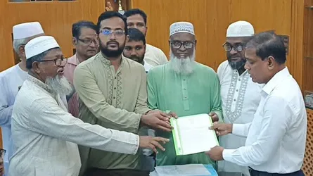 দিনাজপুরে ১১ দলীয় ঐক্যের স্মারকলিপি প্রদান