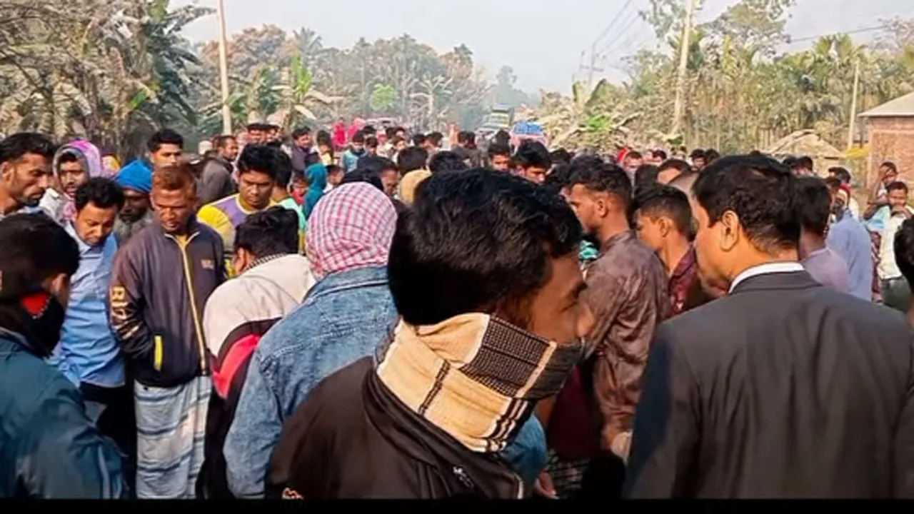 দিনাজপুরে বাসের ধাক্কায় মোটরসাইকেল আরোহী নিহত
