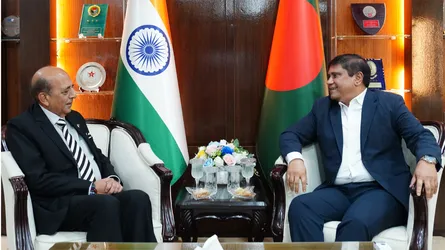 প্রধানমন্ত্রীর প্রতিরক্ষা উপদেষ্টার সাথে ভারতের হাইকমিশনারের সৌজন্য সাক্ষাৎ