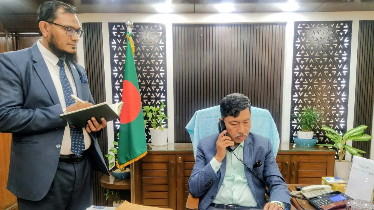 ডিসি-এসপিদের তৎপর থাকার নির্দেশ দিলেন মন্ত্রী দীপেন