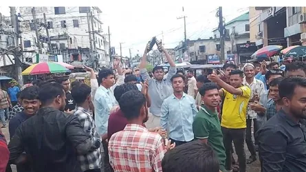 দিরাইয়ে ইউএনওর অপসারণের দাবিতে ছাত্রদলের বিক্ষোভ