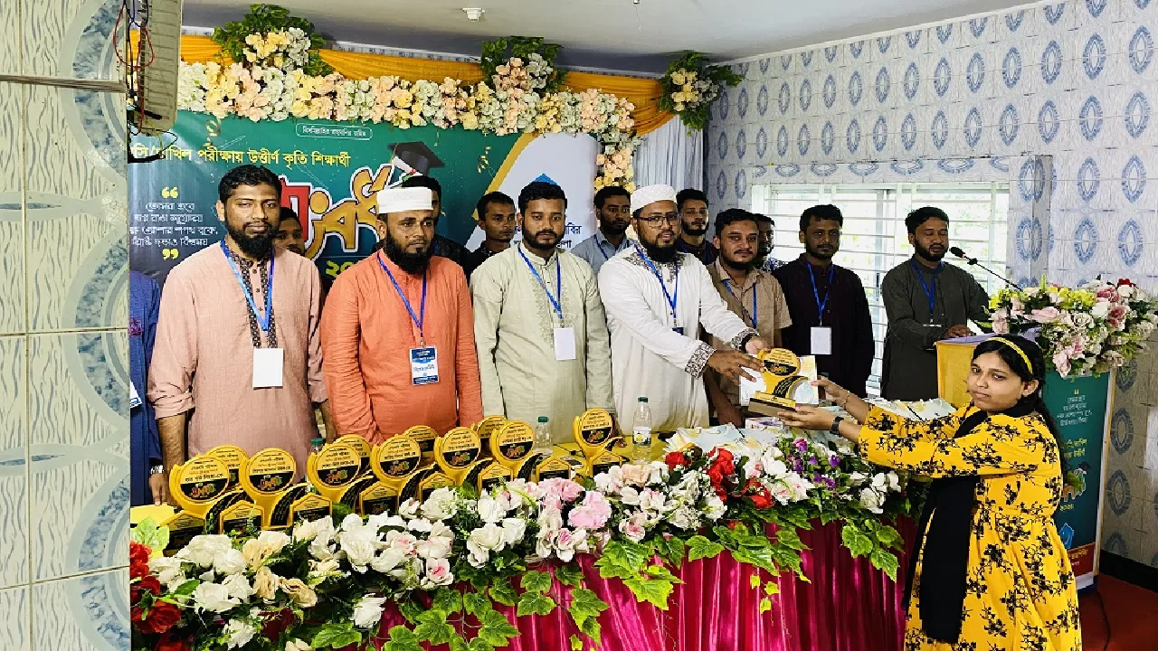 মেধাবীদের পথচলায় ছাত্রশিবির সব সময় পাশে থাকবে : হাফেজ রাশেদুল ইসলাম