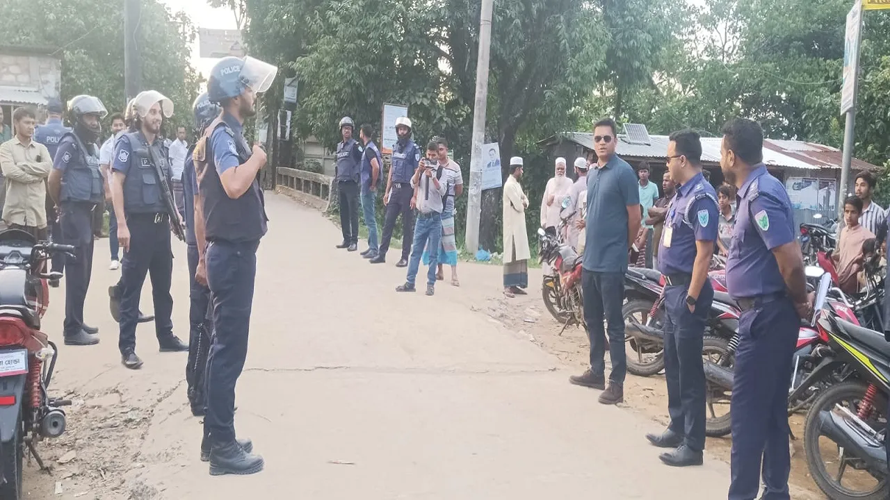 দোয়ারাবাজার সীমান্তে পুলিশের বিশেষ চেকপোস্ট, দিনব্যাপী সাঁড়াশি অভিযান