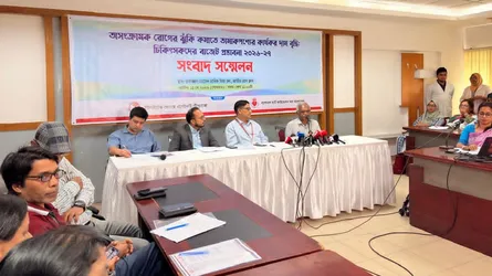 অসংক্রামক রোগের ঝুঁকি কমাতে তামাকপণ্যের দাম বৃদ্ধির দাবি
