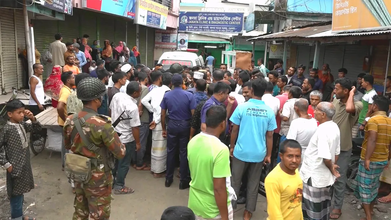 ডোমারে চিকিৎসকের অবহেলায় প্রসূতির মৃত্যু, গ্রেফতার ৩