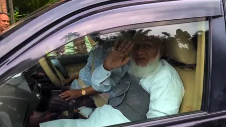 হাসপাতাল ছাড়লেন জামায়াত আমির