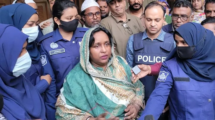 কারাবন্দী আইভীকে আরো ৫ মামলায় গ্রেফতার দেখালো পুলিশ