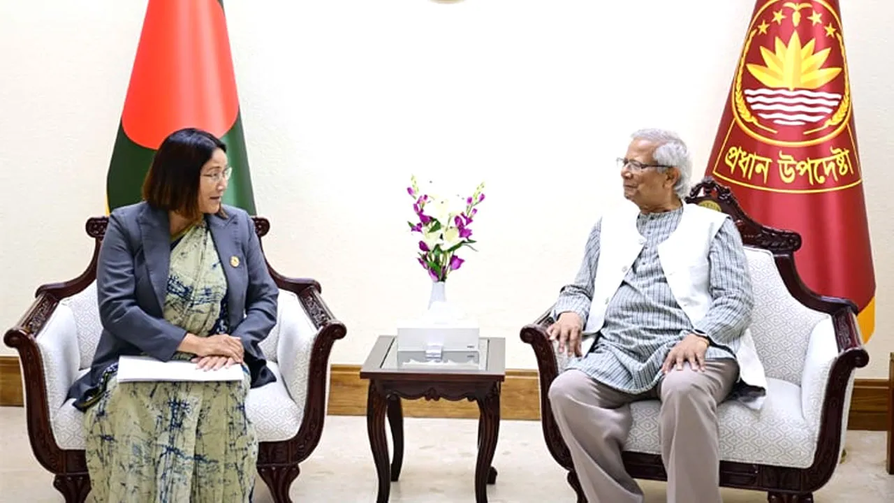 আঞ্চলিক সংহতি ও নেপালের সাথে পানিবিদ্যুৎ সহযোগিতার আহ্বান ড. ইউনূসের