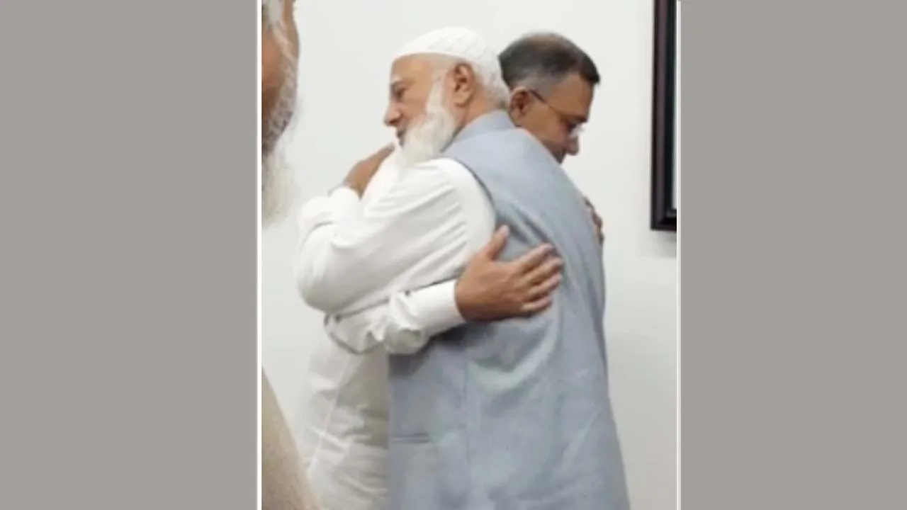 দেশের স্বার্থে আমরা মিলেমিশে একসাথে কাজ করতে চাই